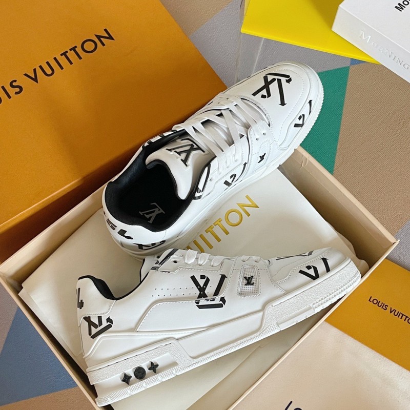 LV Unisex Trainer