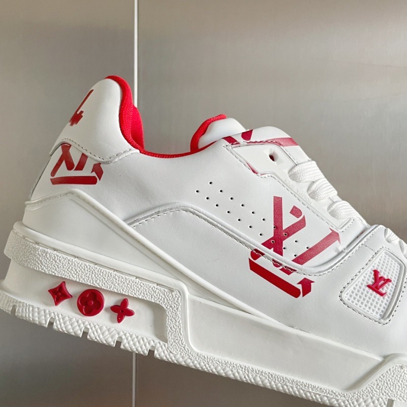 LV Unisex Trainer