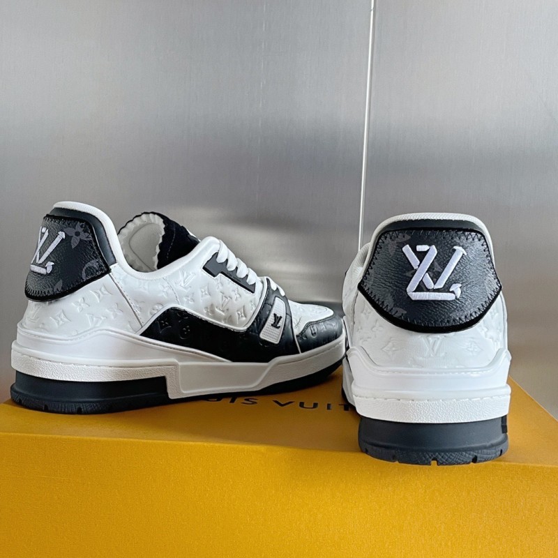 LV Unisex Trainer