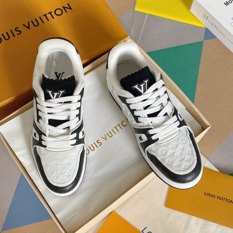 LV Unisex Trainer