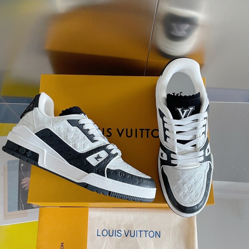 LV Unisex Trainer