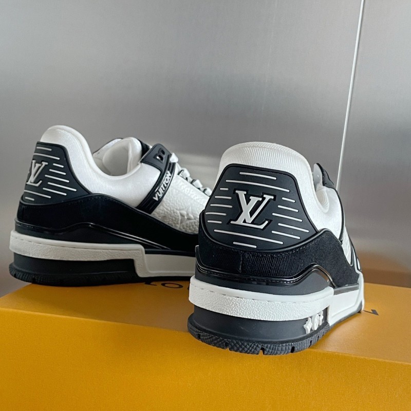 LV Unisex Trainer