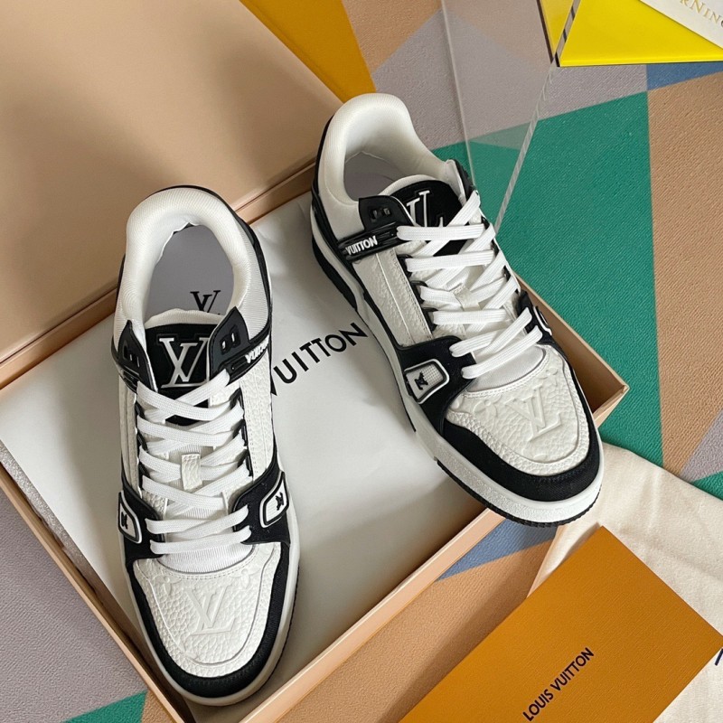 LV Unisex Trainer