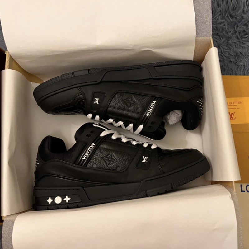 LV Unisex Trainer