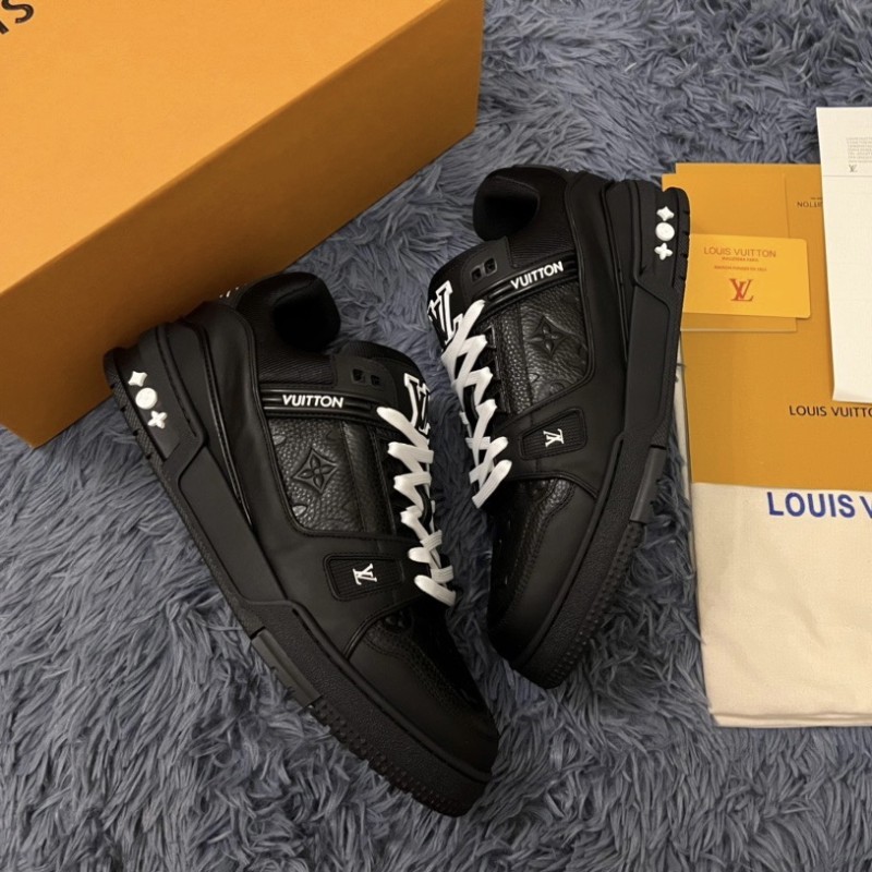 LV Unisex Trainer