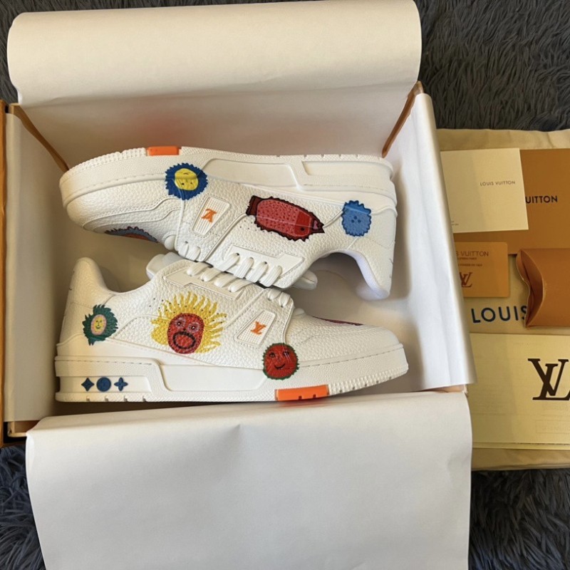 LV Unisex Trainer