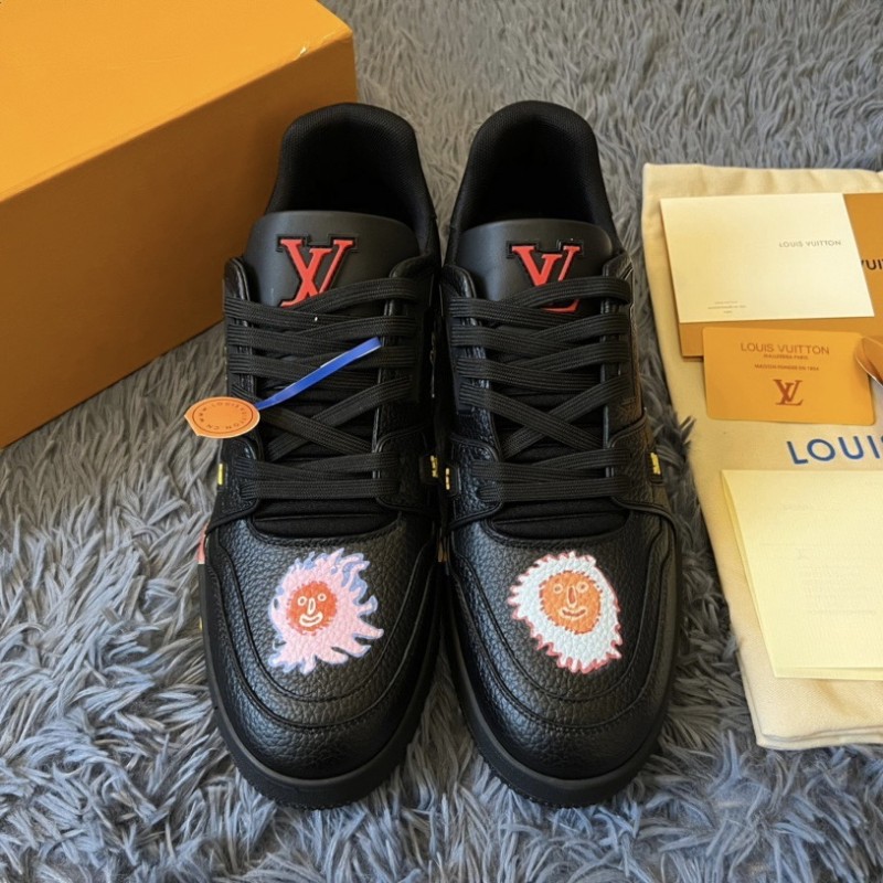 LV Unisex Trainer