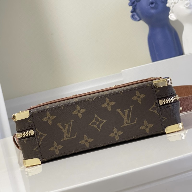 LV Handle Trunk