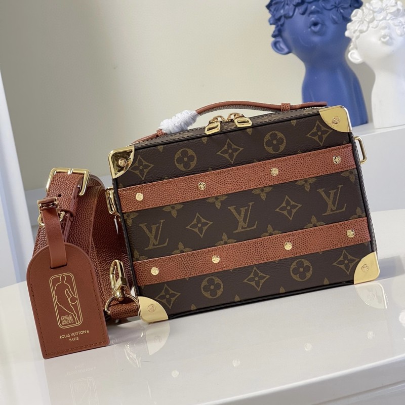 LV Handle Trunk