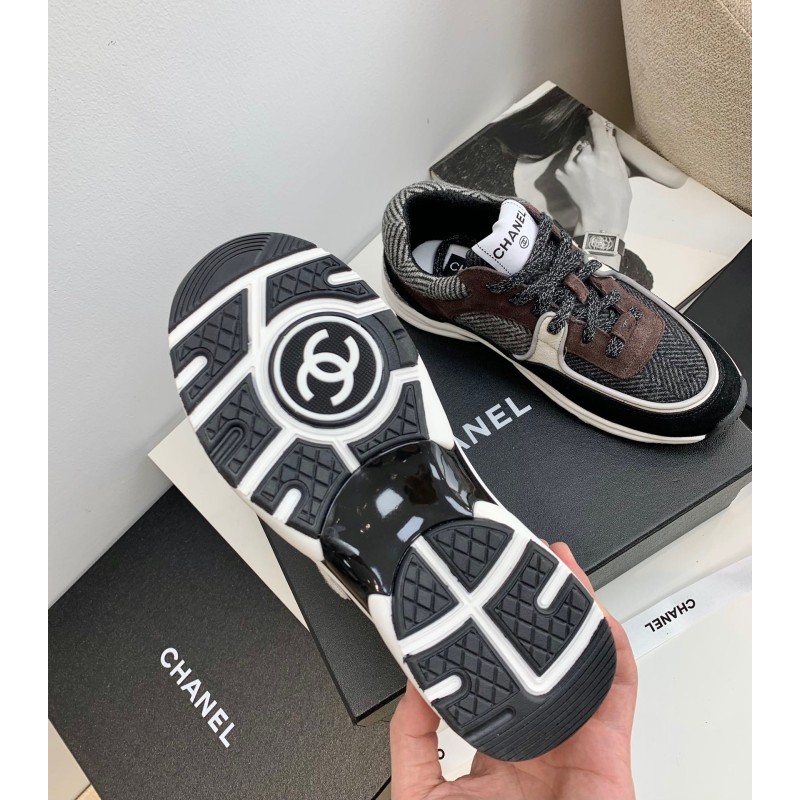 Chanel Sneaker