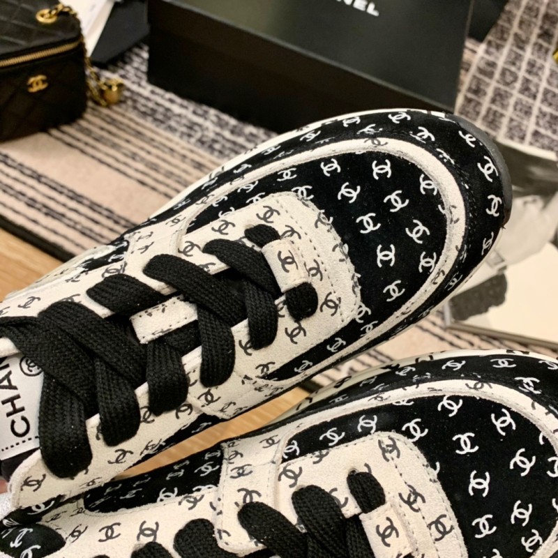 Chanel Sneaker