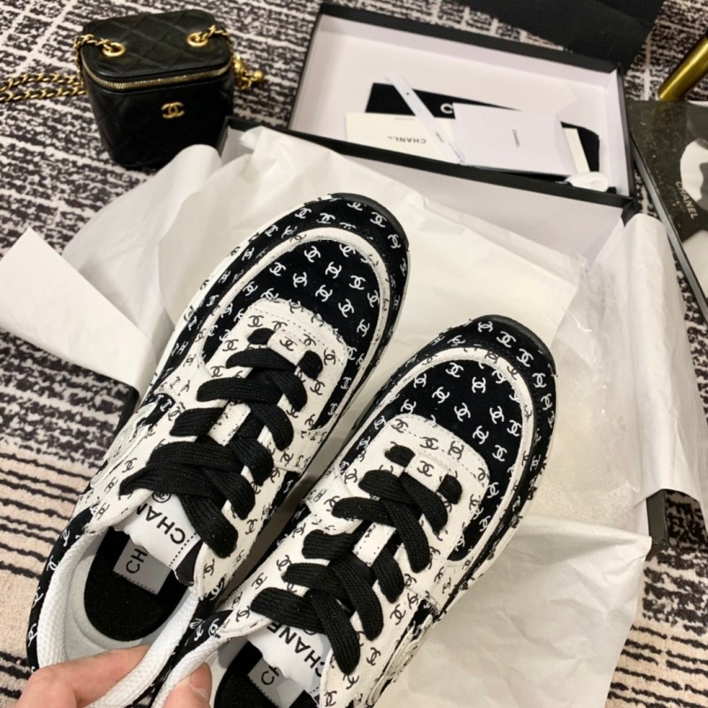 Chanel Sneaker