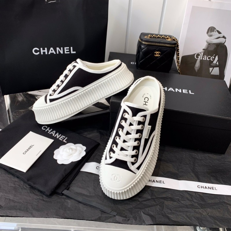 Chanel Sneaker