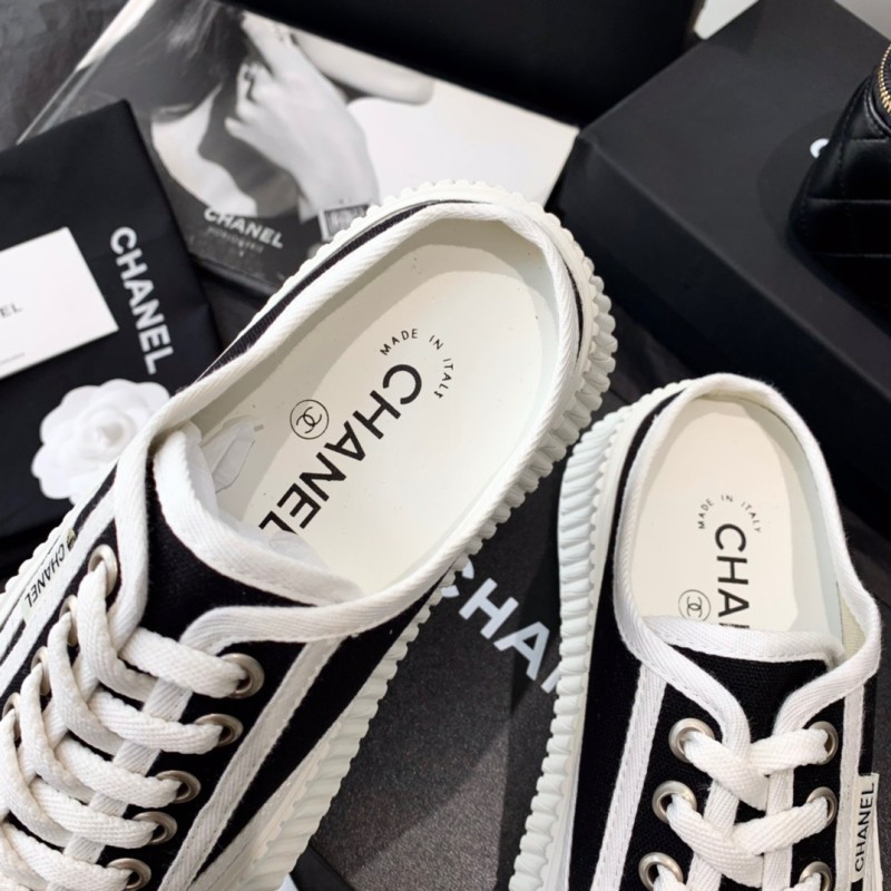 Chanel Sneaker