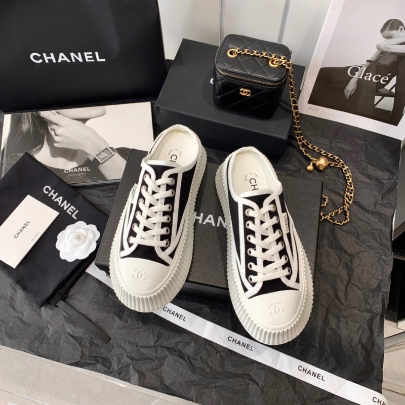 Chanel Sneaker