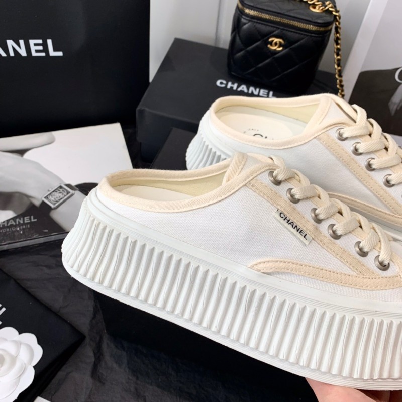 Chanel Sneaker