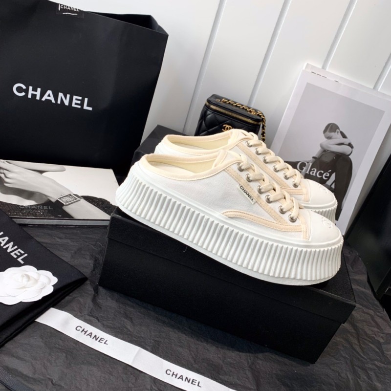 Chanel Sneaker