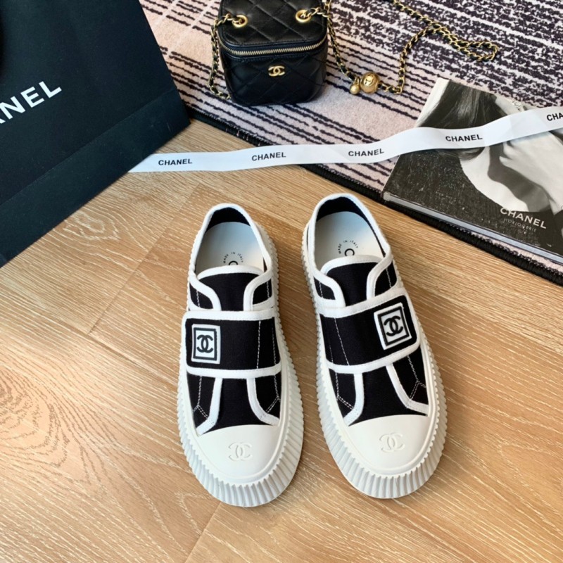 Chanel Sneaker