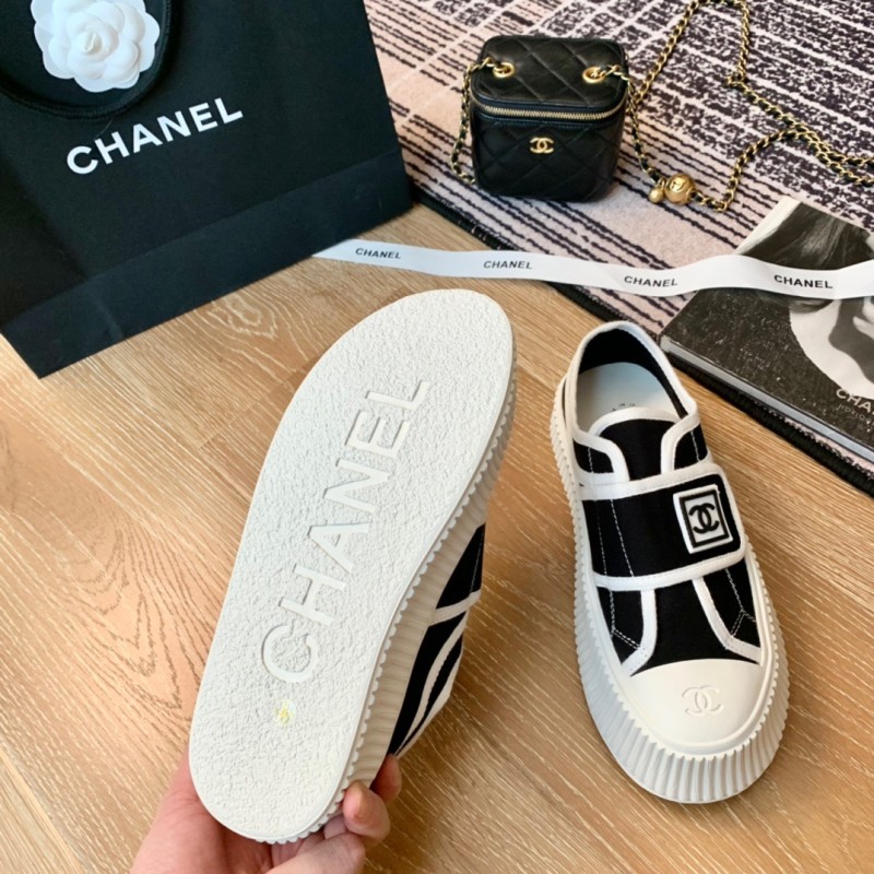 Chanel Sneaker