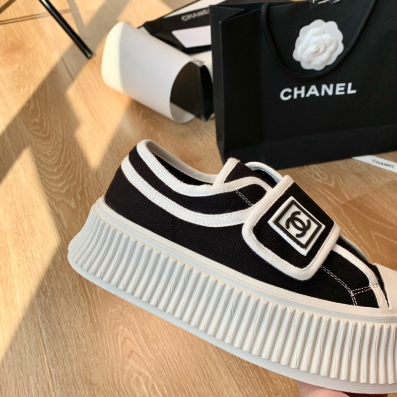 Chanel Sneaker