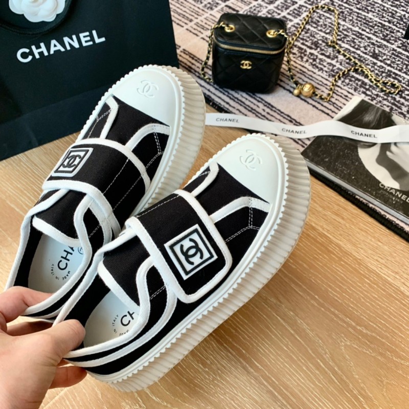 Chanel Sneaker