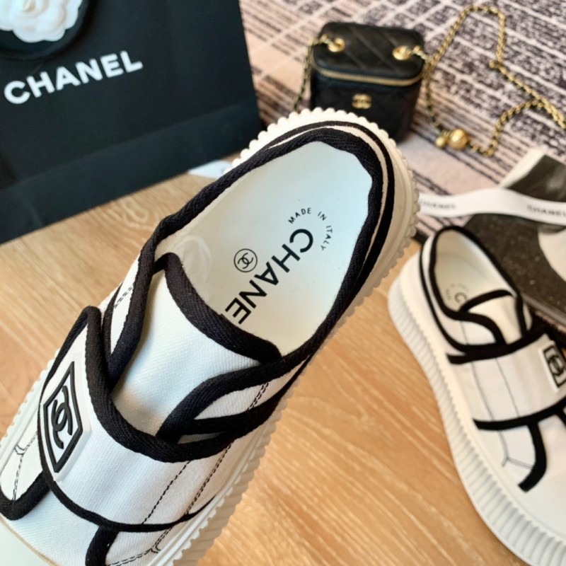 Chanel Sneaker