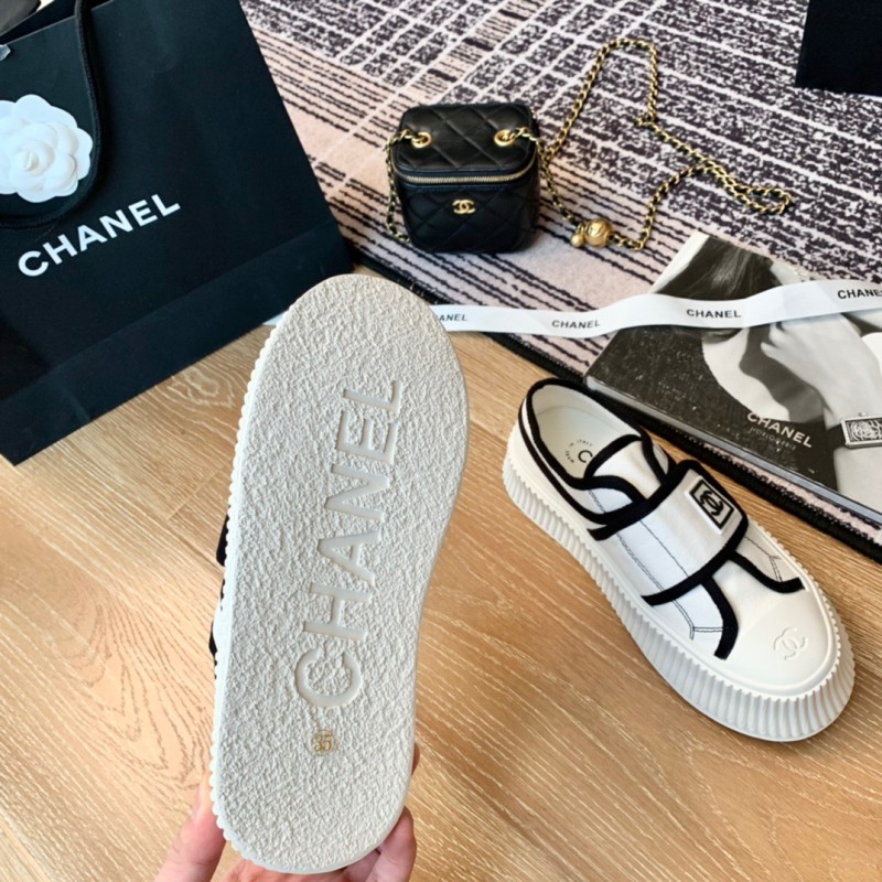 Chanel Sneaker