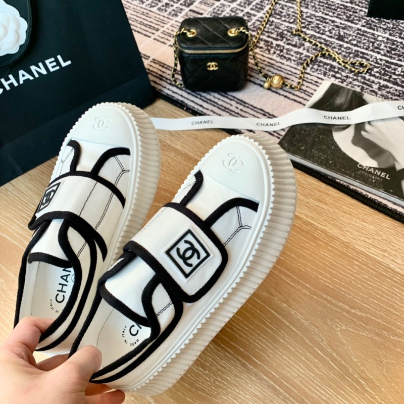 Chanel Sneaker