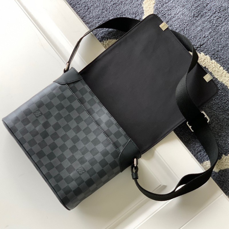 LV Messenger Bag小号