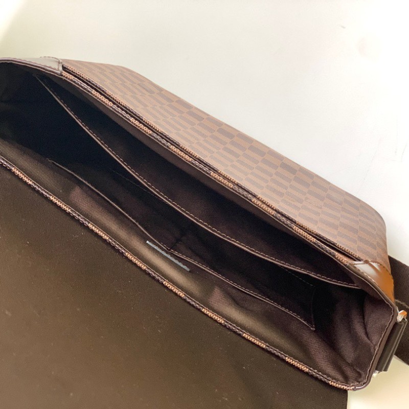 LV Messenger Bag大号