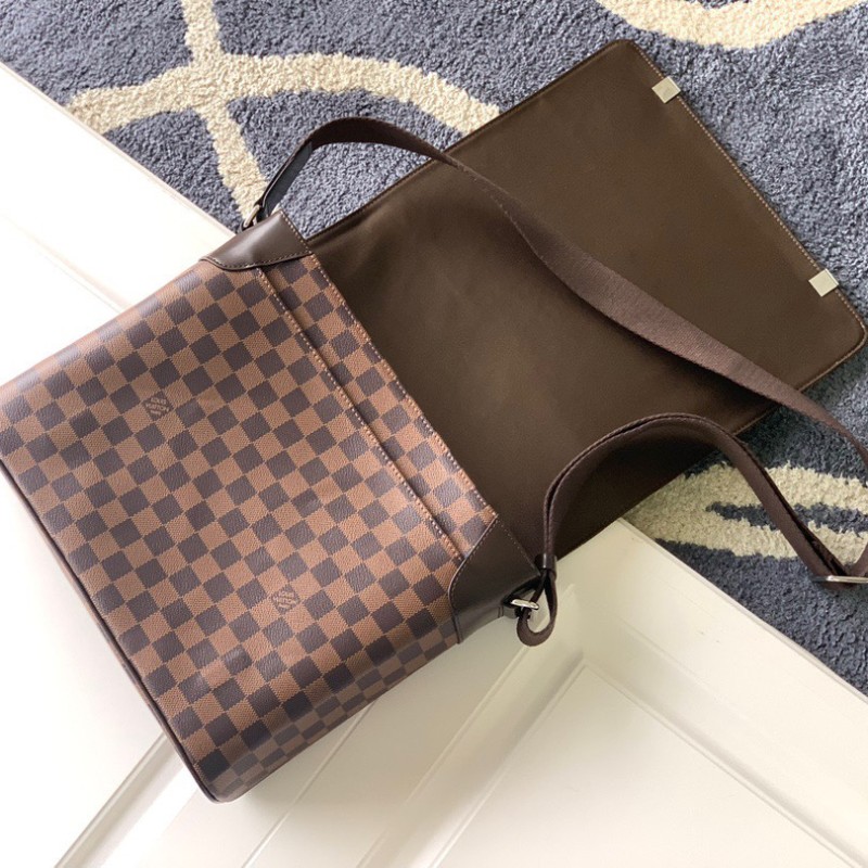 LV Messenger Bag大号