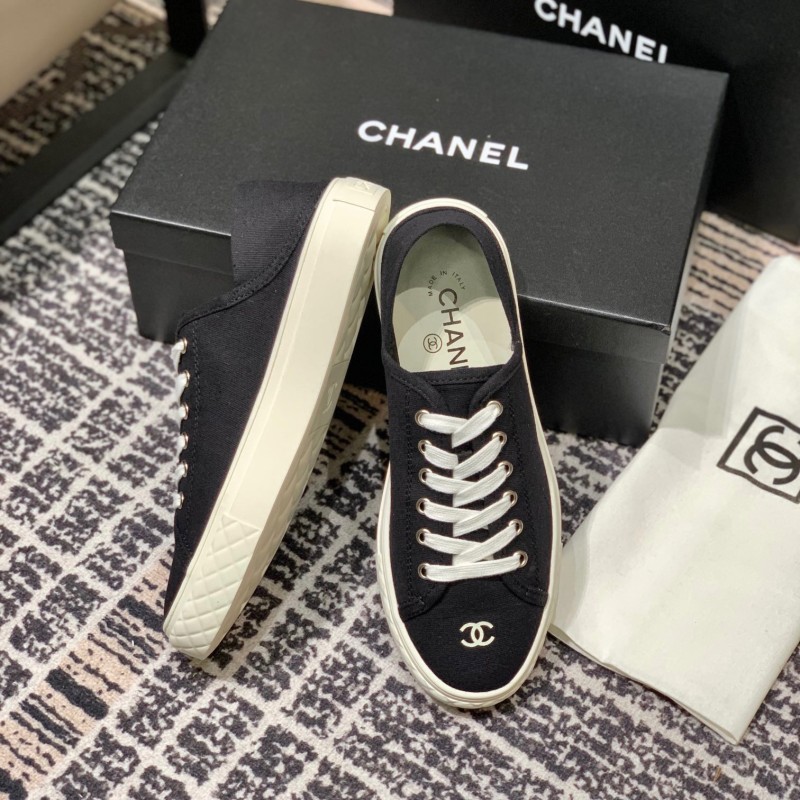 Chanel Sneakers 