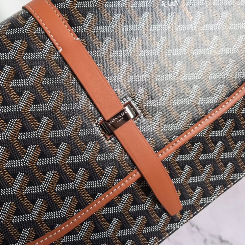 Goyard Belvedere