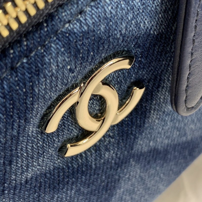 Chanel 22k Jeans