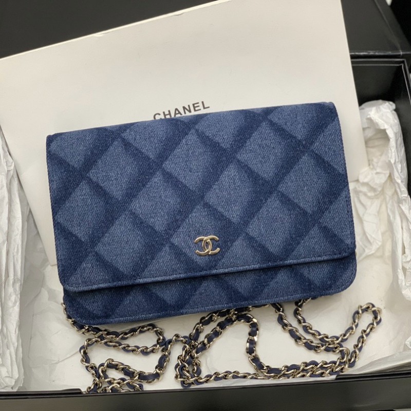 Chanel WOC