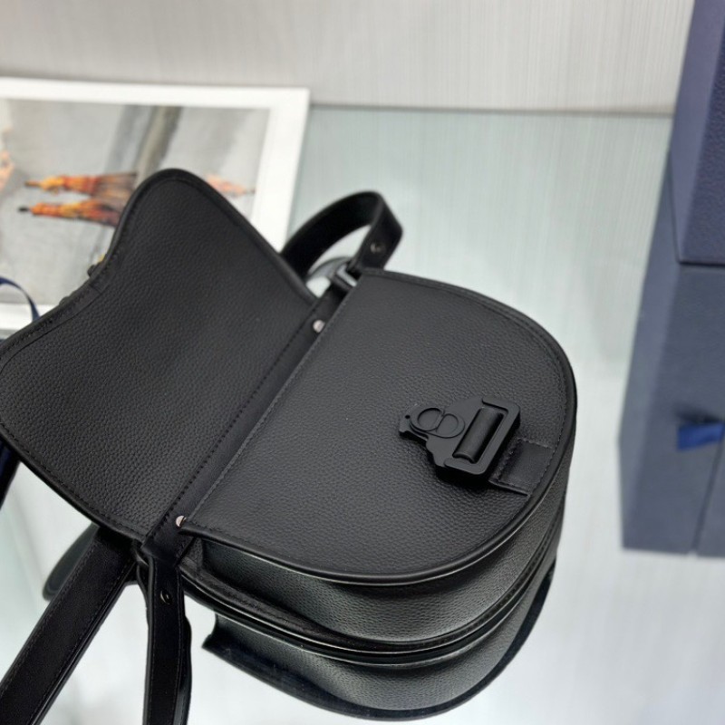 Dior Saddle Bag小号