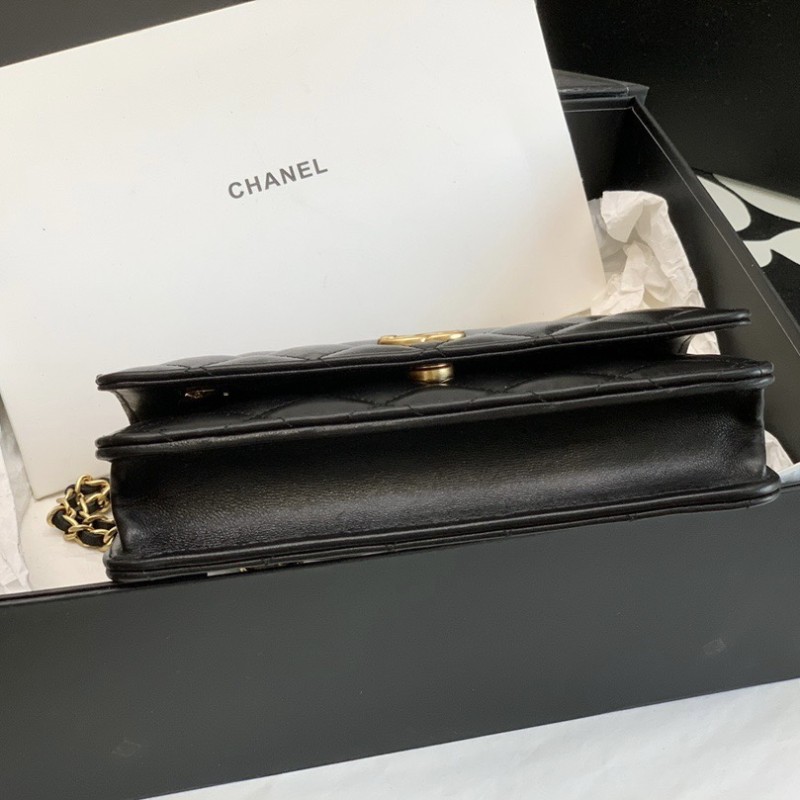 Chanel 22K WOC