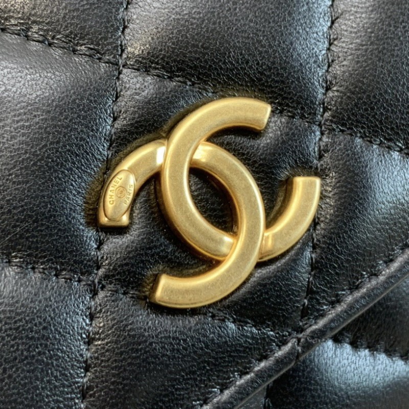 Chanel 22K WOC