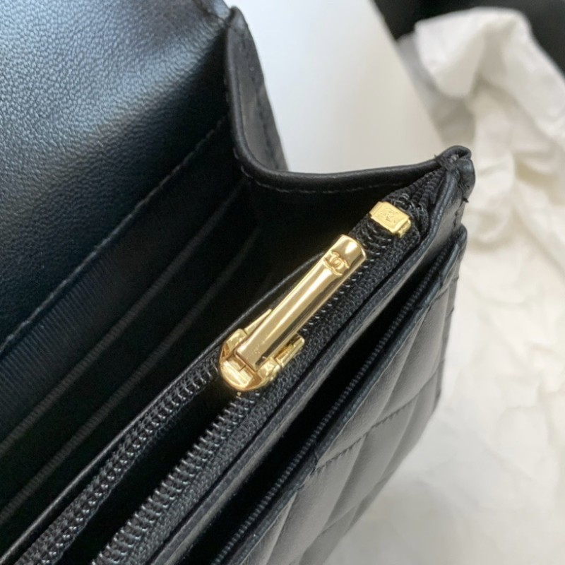 Chanel 22K WOC