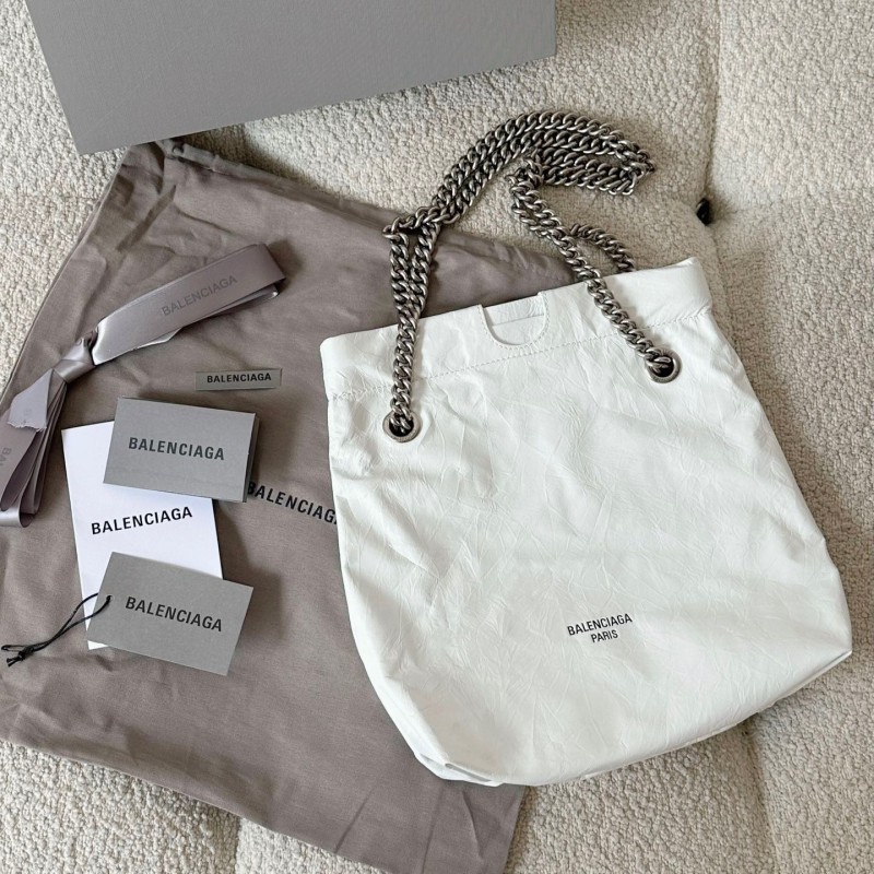 Balenciaga Crush 垃圾袋