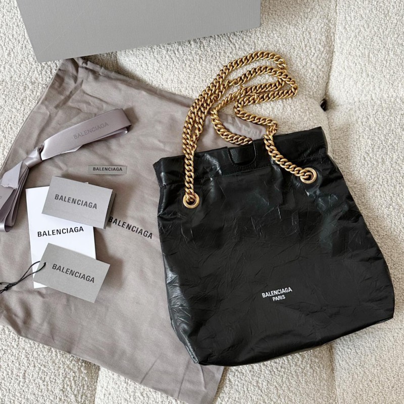 Balenciaga Crush 垃圾袋