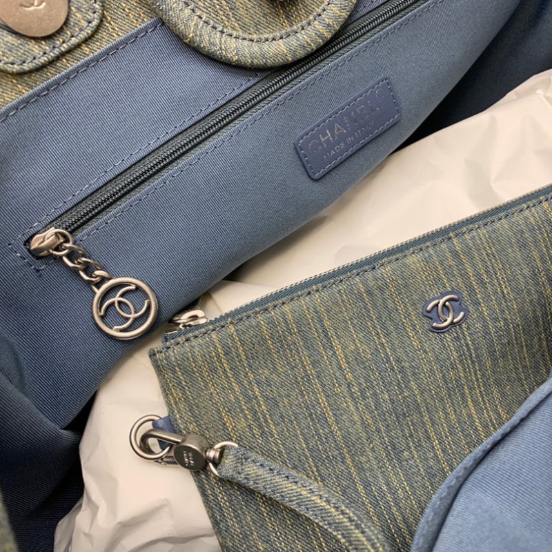 Chanel Tote 