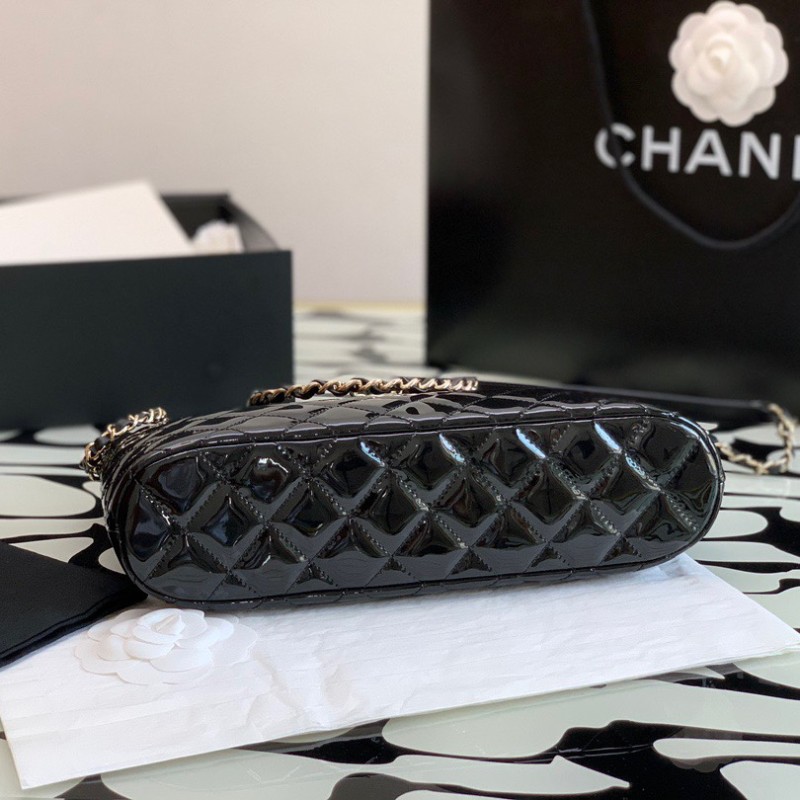 Chanel 23S 贝壳包