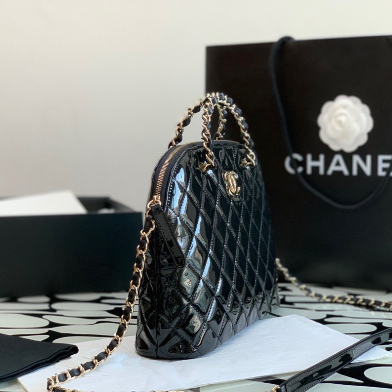 Chanel 23S 贝壳包