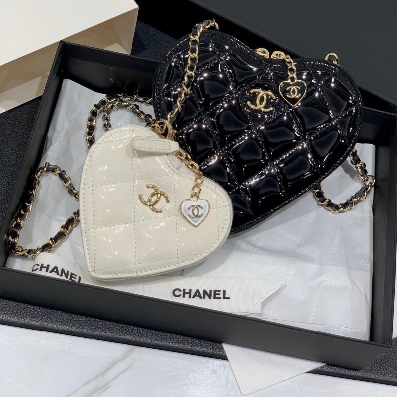 Chanel 23S 爱心包