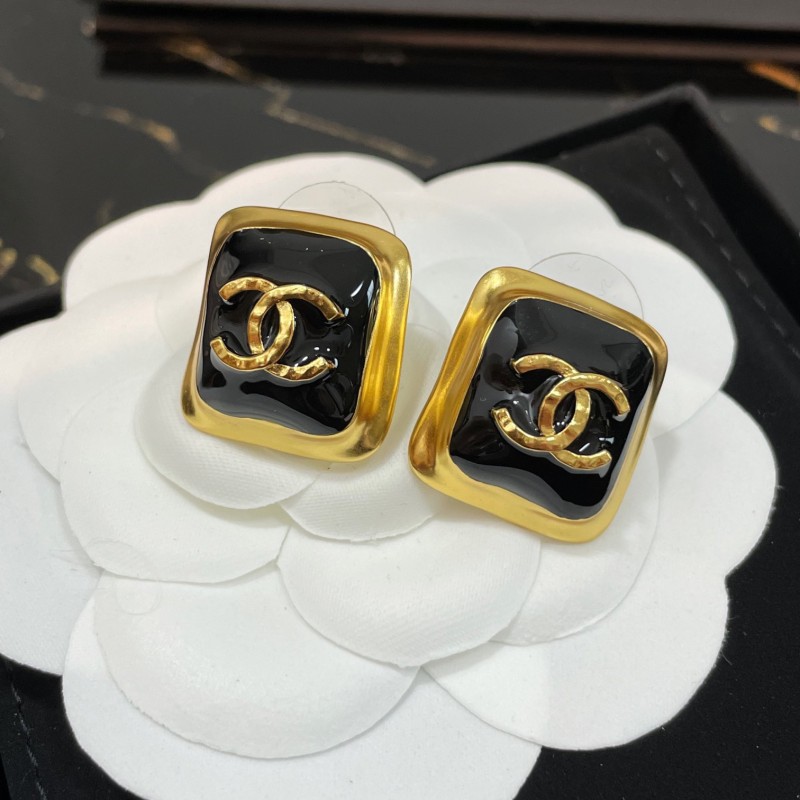 Chanel Earring