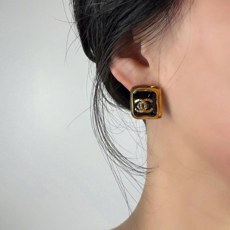 Chanel Earring