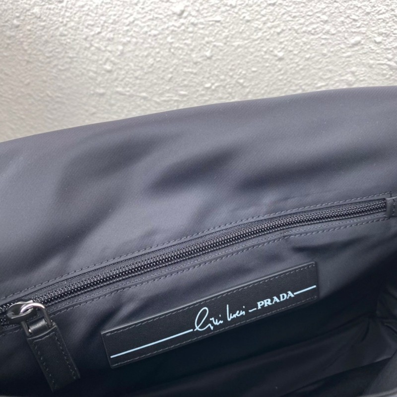 Prada 2in1 Messenger Bag