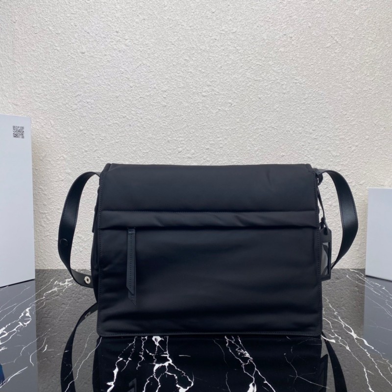 Prada Messenger Bag大号