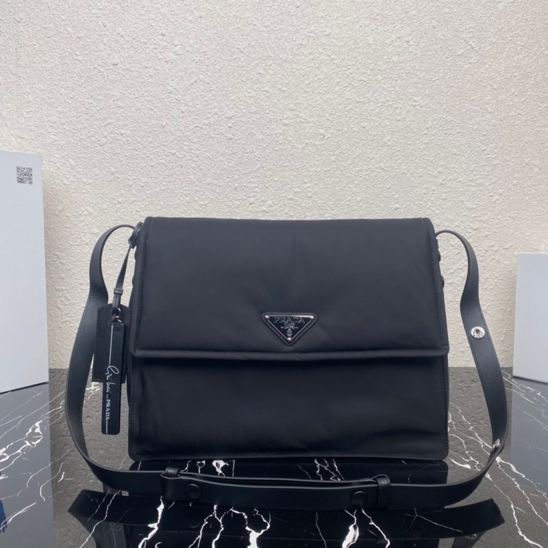 Prada Messenger Bag大号